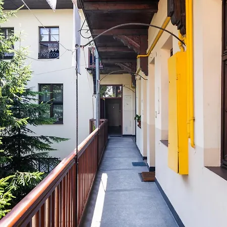 Fall In アパート