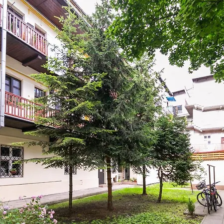 Fall In アパート クラクフ